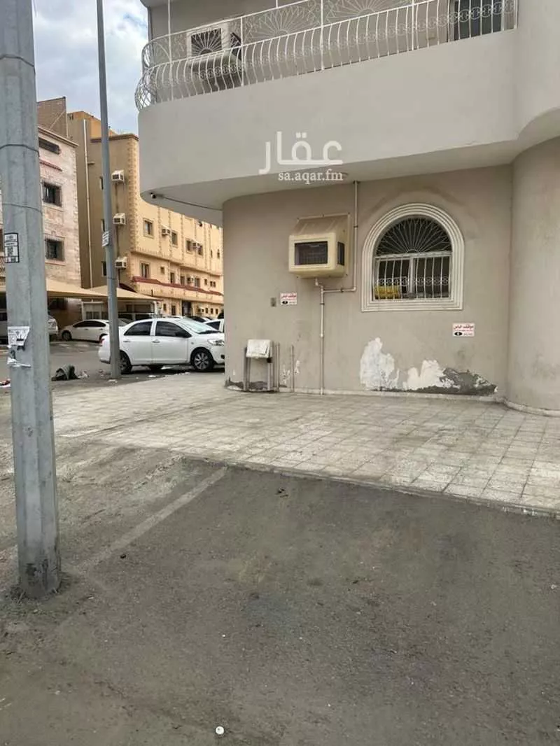 عمارة 790 م² في المروة 3