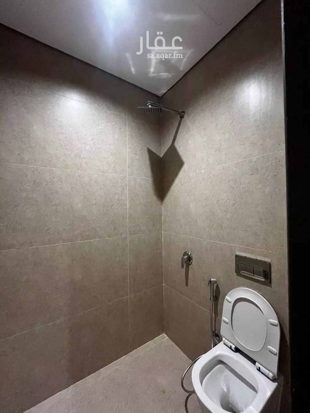 3 bedroom apartment in Al Hamra 6