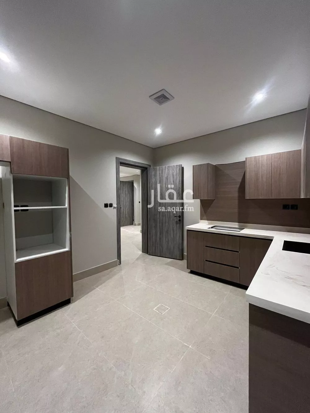 3 bedroom apartment in Al Hamra 9