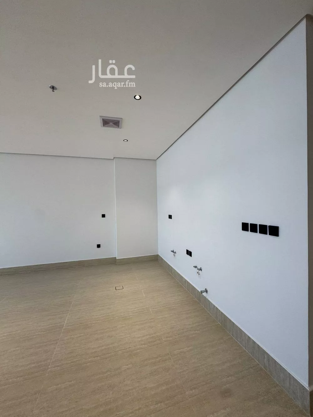 3 bedroom apartment in Al Khour 12