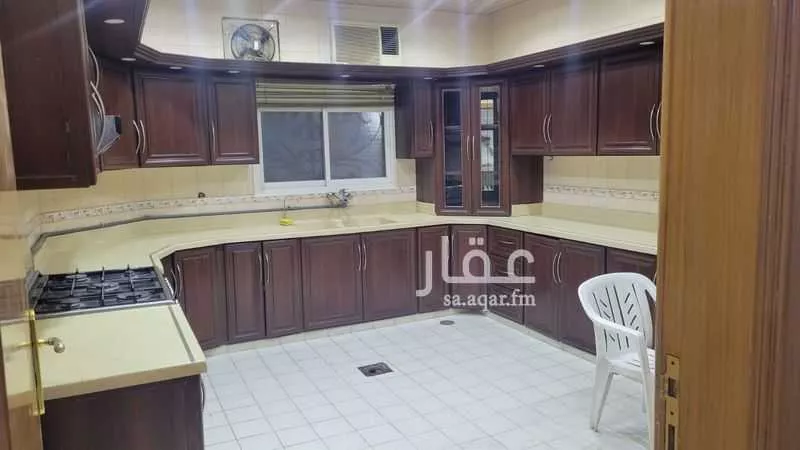 دور 6 غرف في ديراب 7