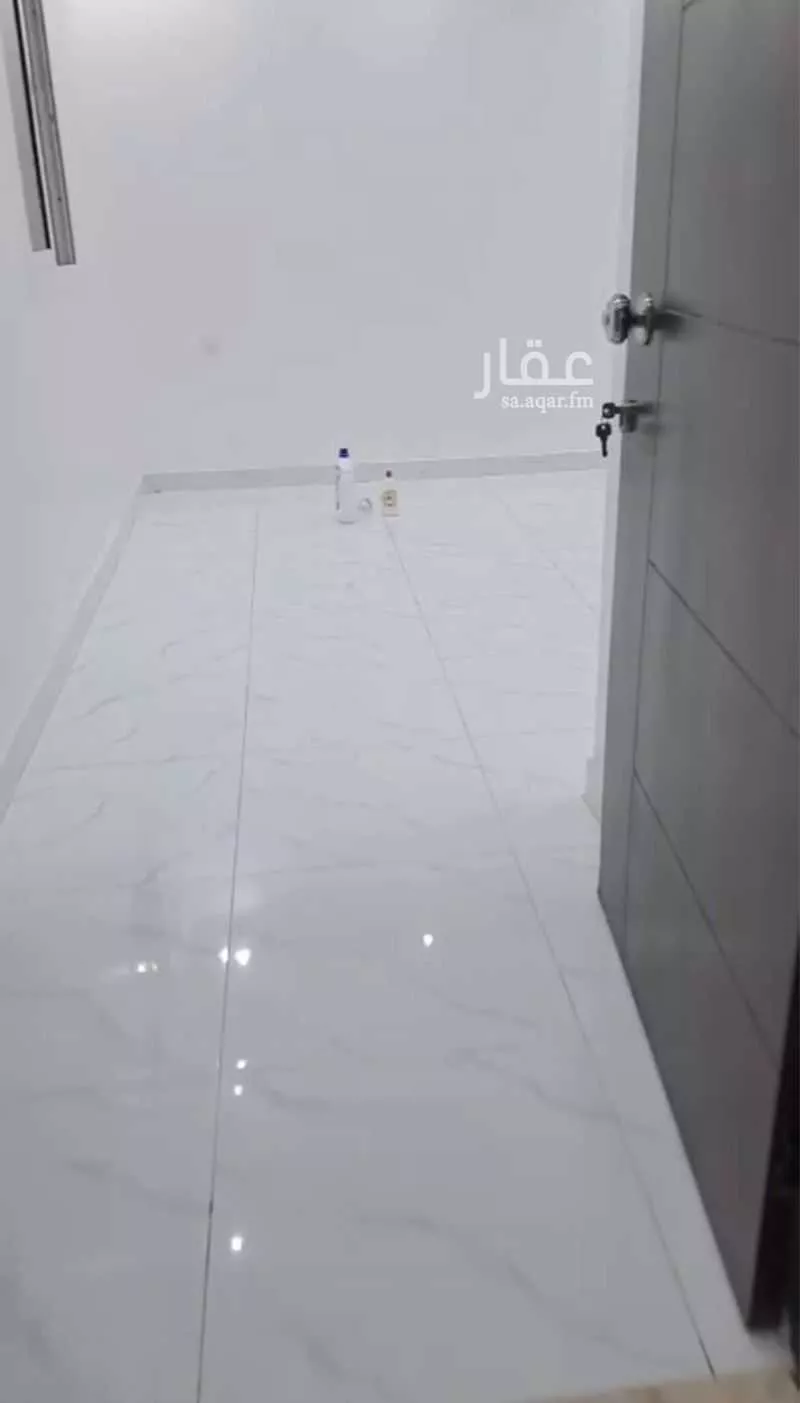 3 bedroom floor in Al Falah 3