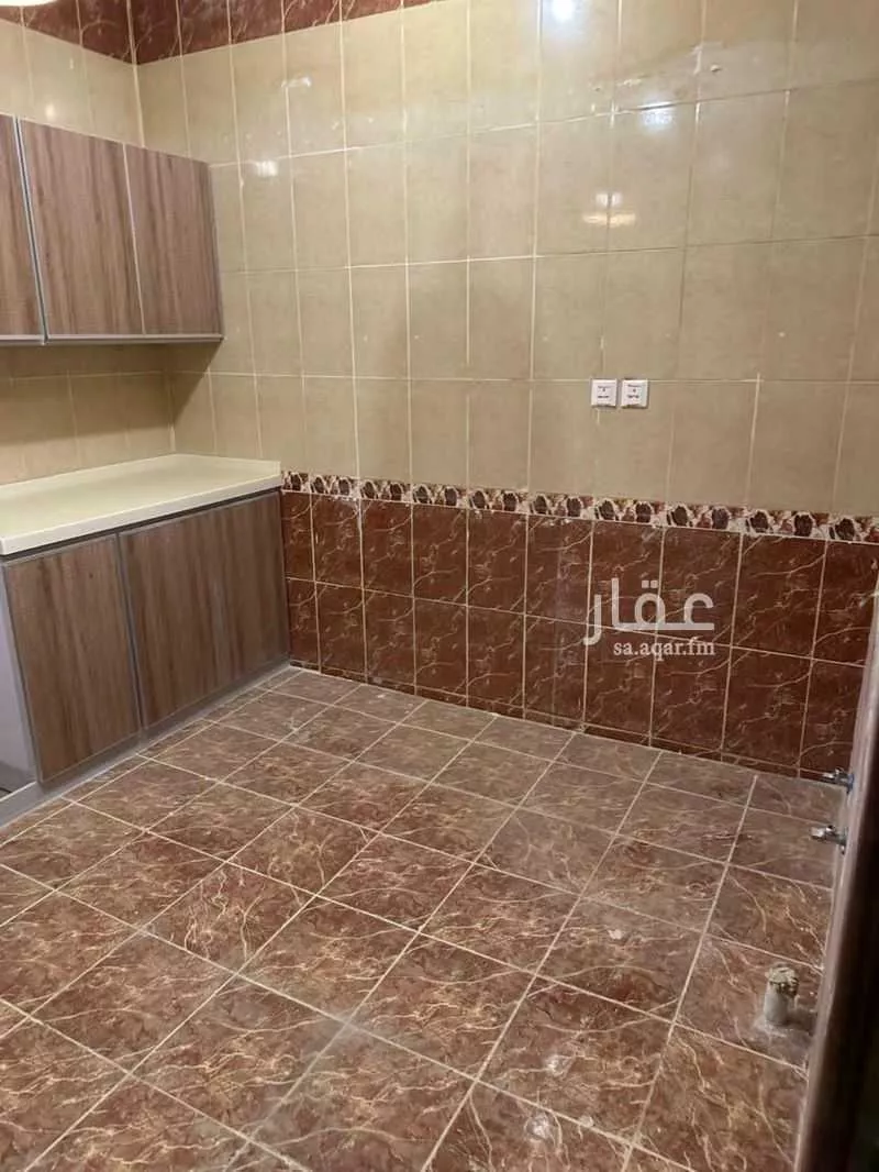 4 bedroom apartment in Al Muntazah, Jeddah 4