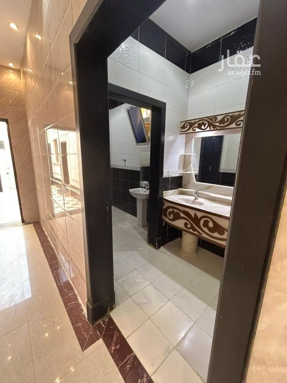 4 bedroom villa in Al Rimal 11