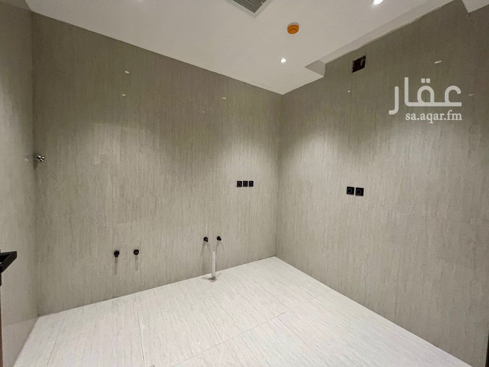 3 bedroom apartment in Al Mahdiyyah, Riyadh 15