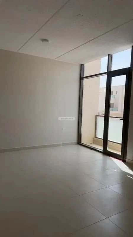 4 bedroom floor in Dhahrat Laban 4