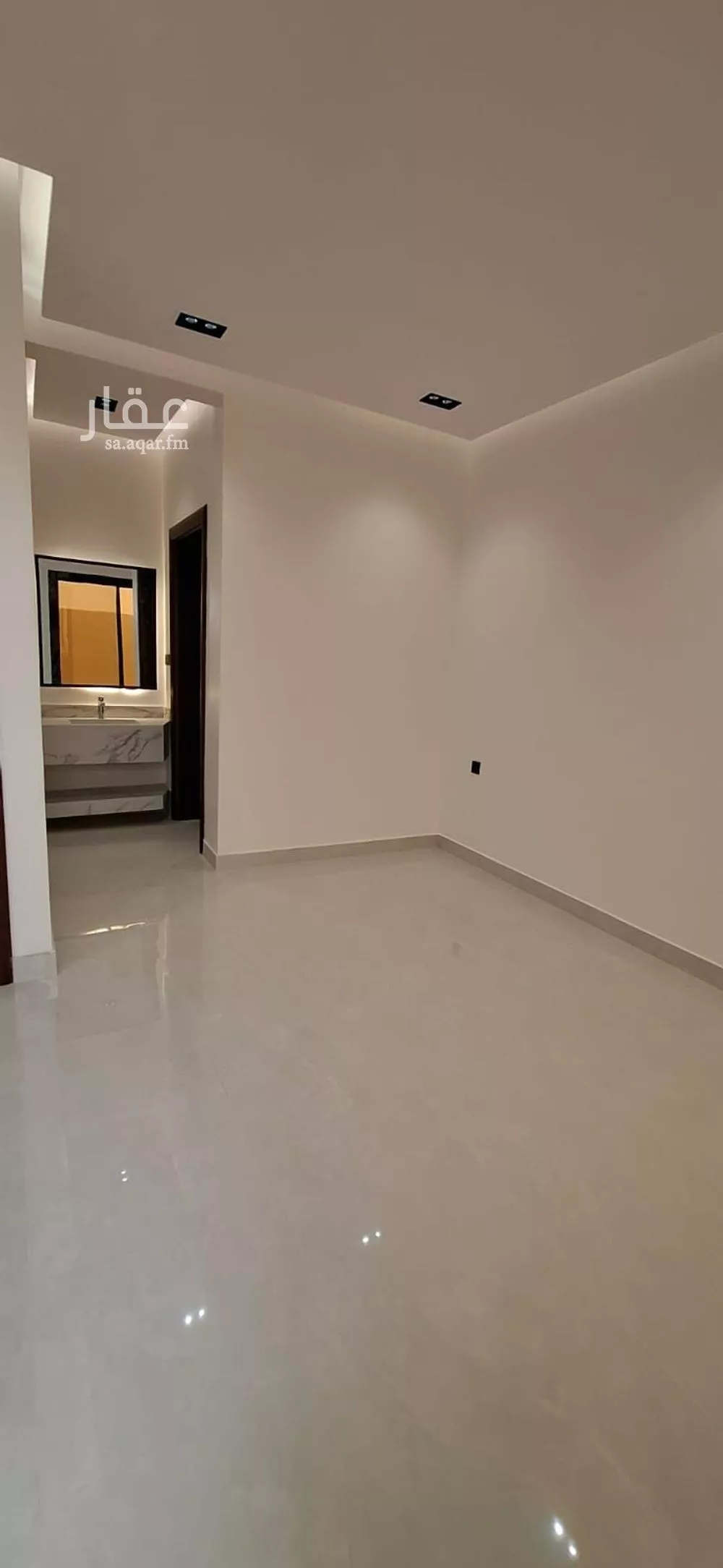8 bedroom villa in Dahiat Namar 5