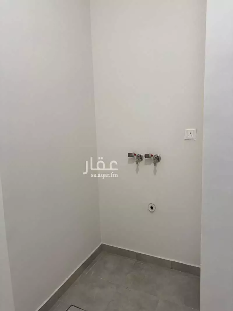 فيلا 6 غرف في النرجس 9