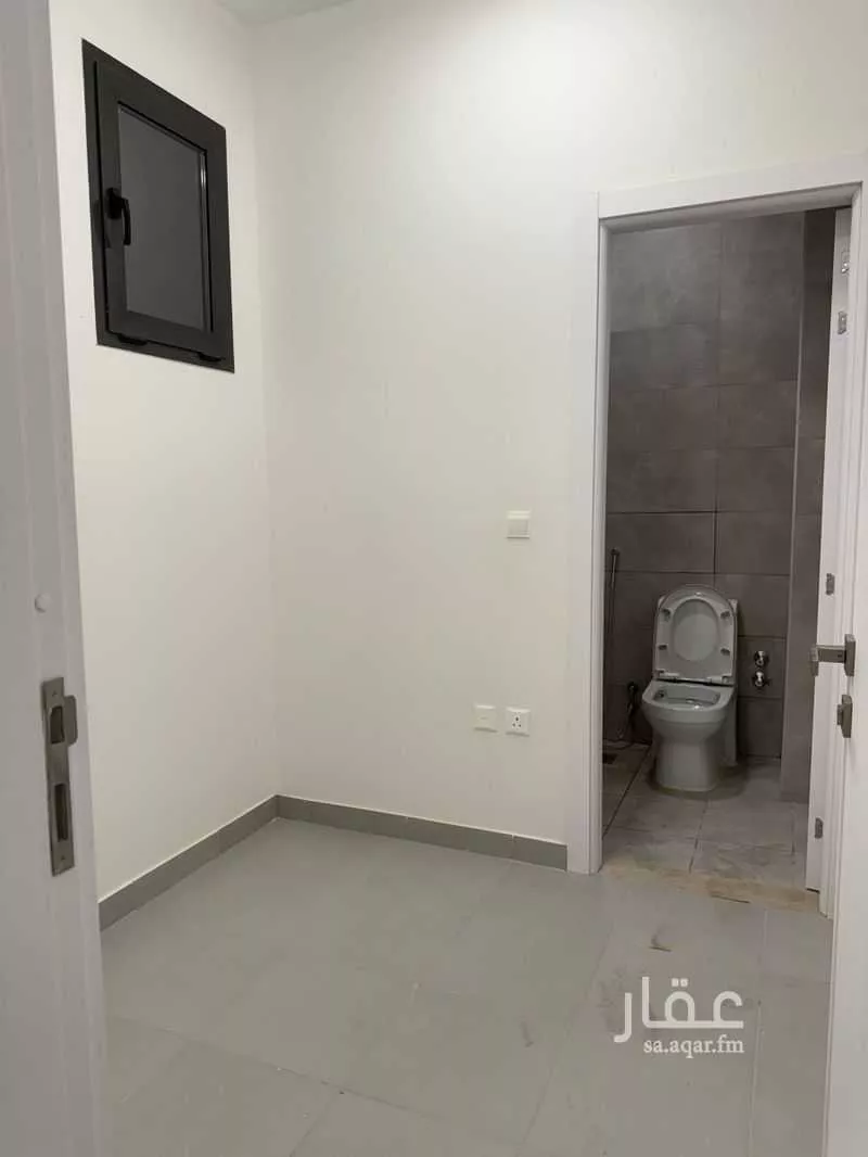 فيلا 6 غرف في النرجس 10