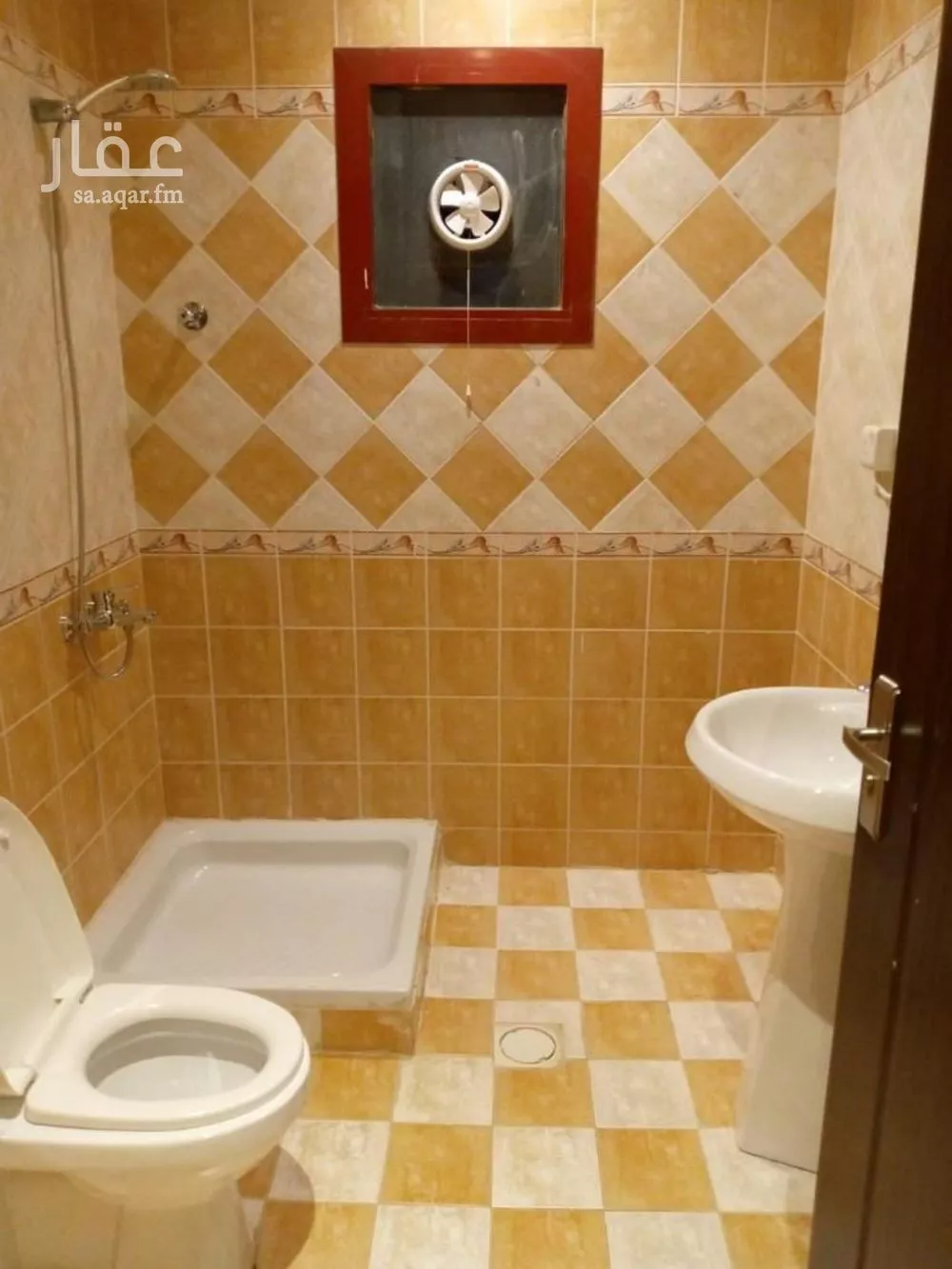 3 bedroom apartment in Al Aqiq 3