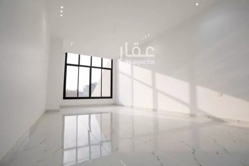 فيلا 7 غرف في الصوارى 21