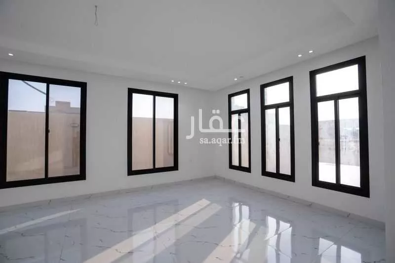 فيلا 7 غرف في الصوارى 25