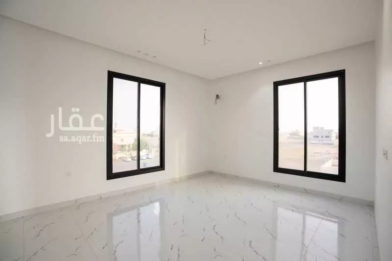 فيلا 7 غرف في الصوارى 30