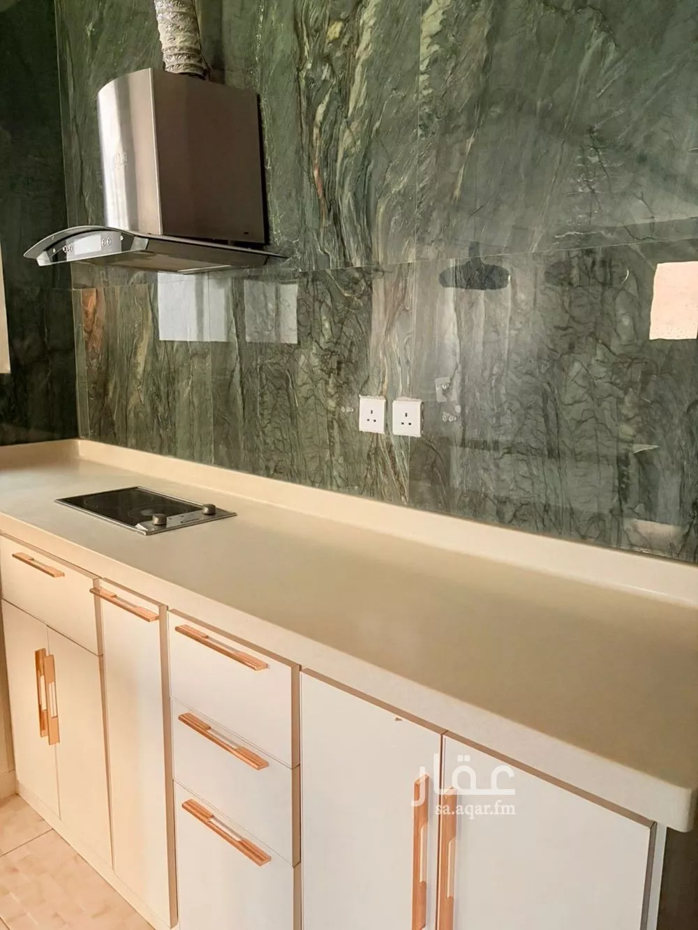 3 bedroom apartment in Al Malqa 15