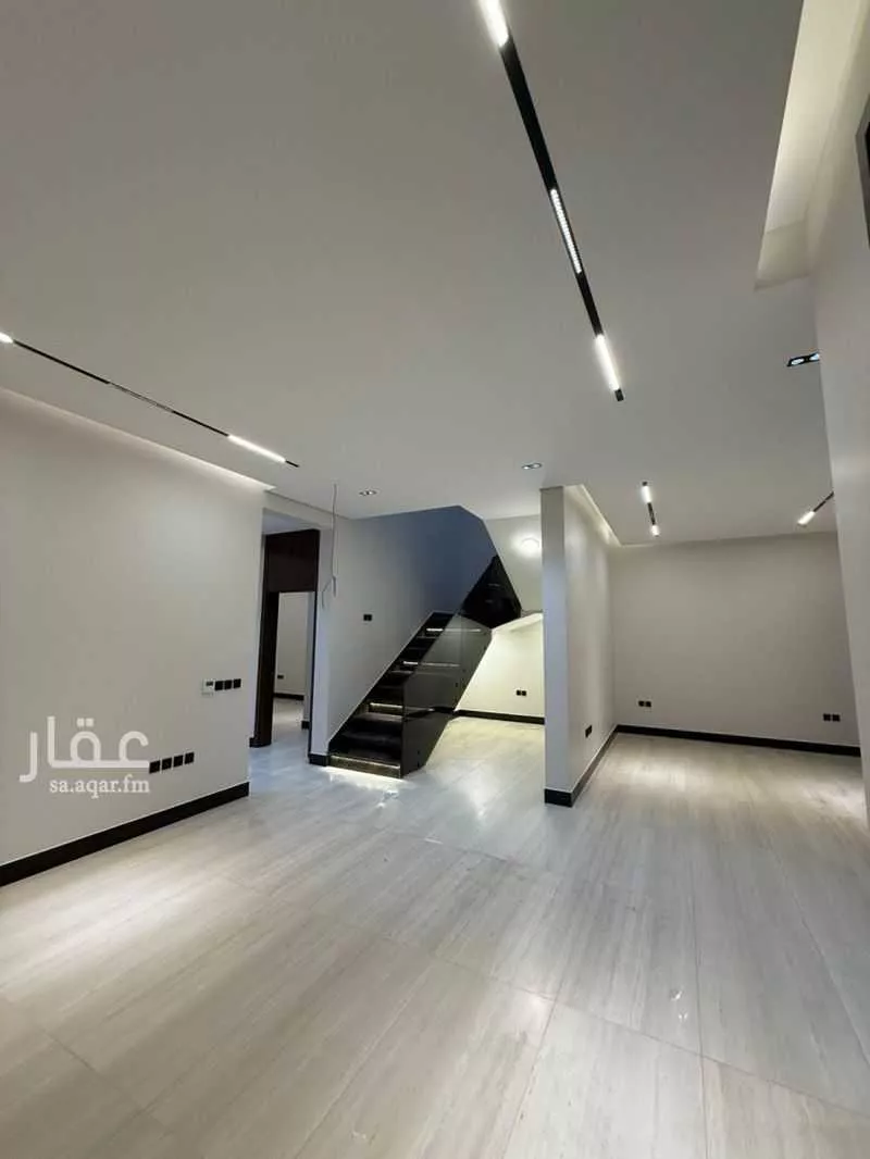 فيلا 5 غرف في العارض 6