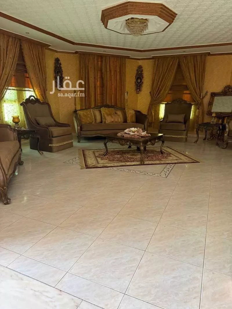 6 bedroom villa in King Faisal 5