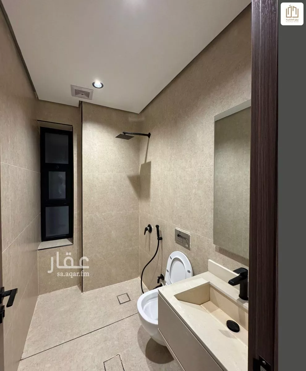 3 bedroom apartment in Al Khour 11