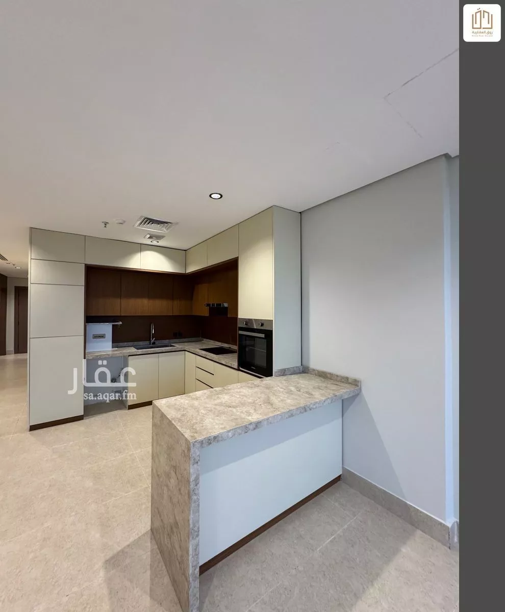 3 bedroom apartment in Al Khour 8