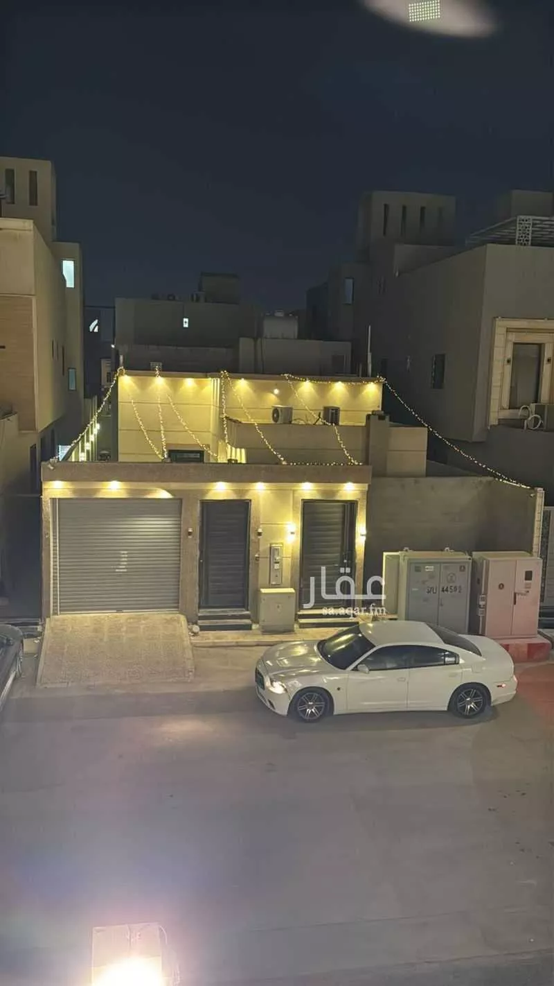 8 bedroom floor in Al Rimal 7