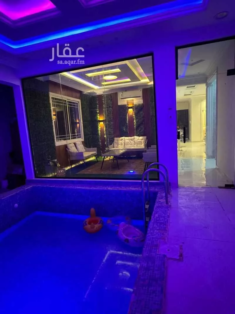 8 bedroom floor in Al Rimal 8