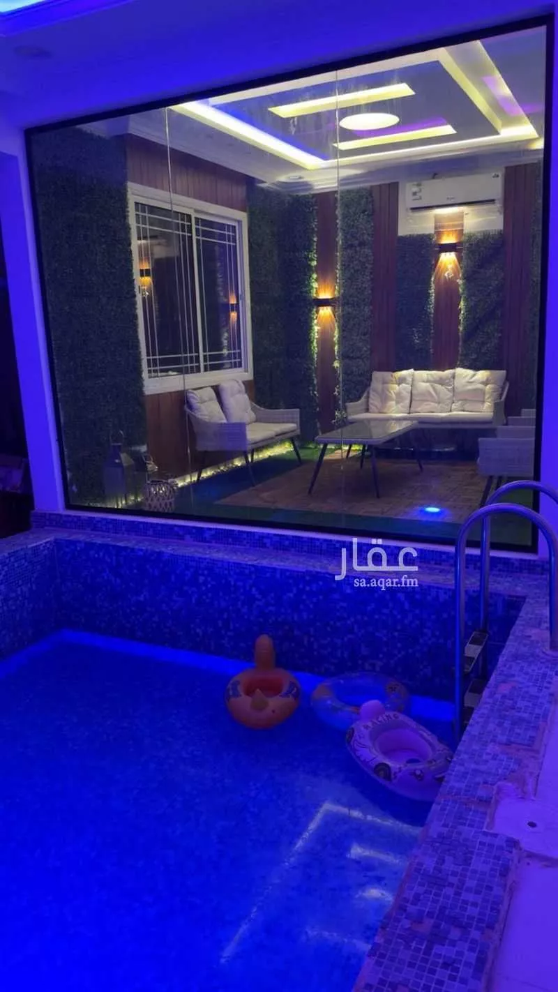 8 bedroom floor in Al Rimal 9