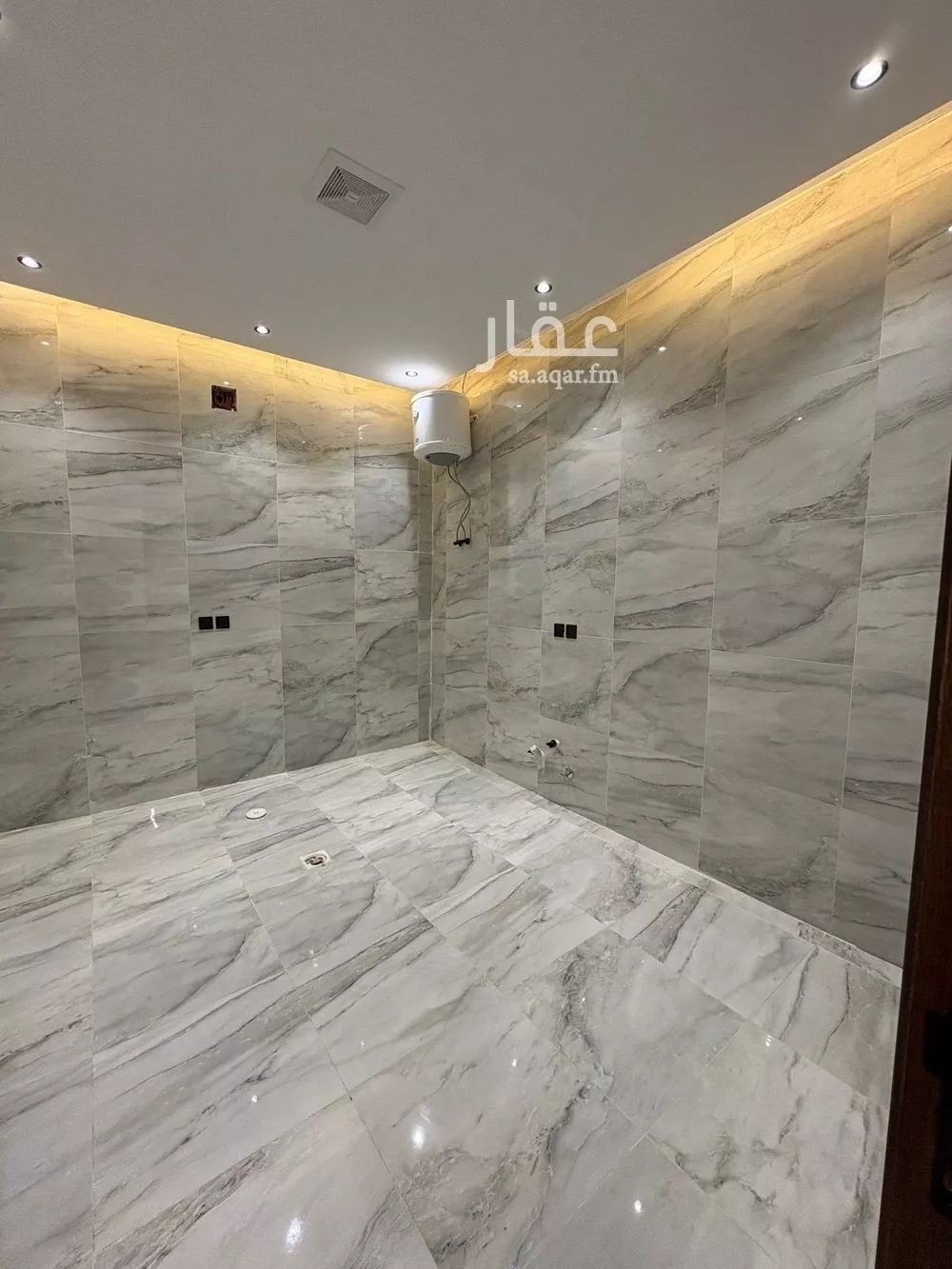 دور 5 غرف في طيبة 7