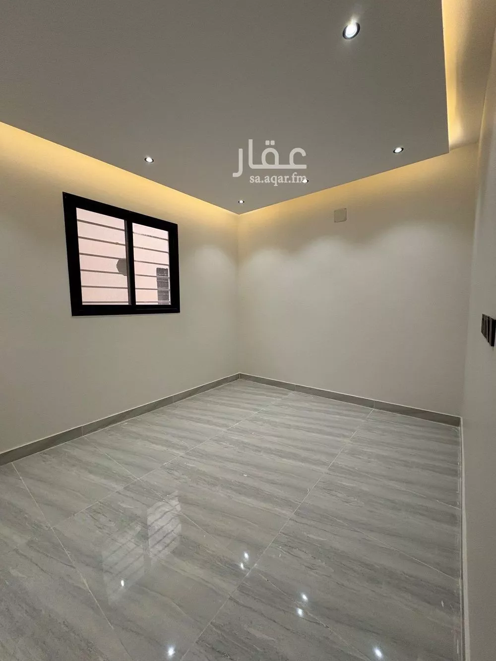 دور 5 غرف في طيبة 8