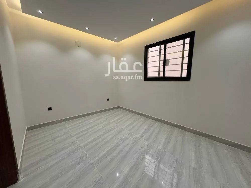 دور 5 غرف في طيبة 9