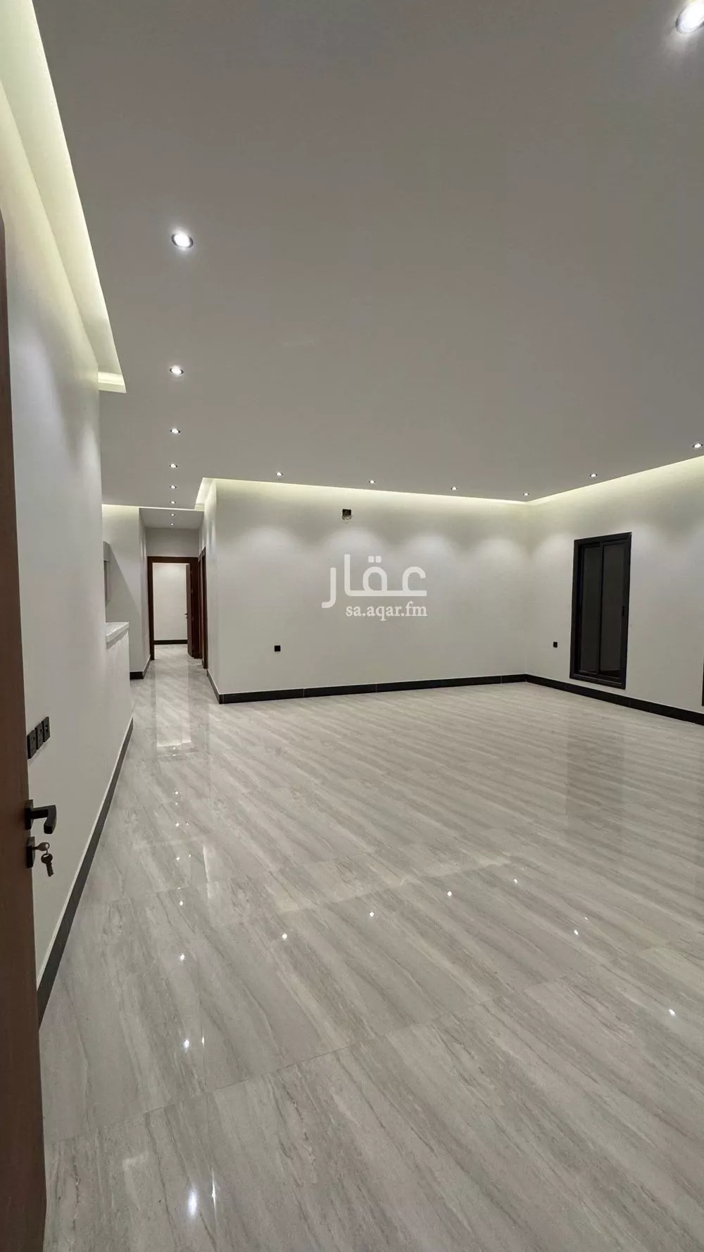 3 bedroom floor in Al Aridh 2