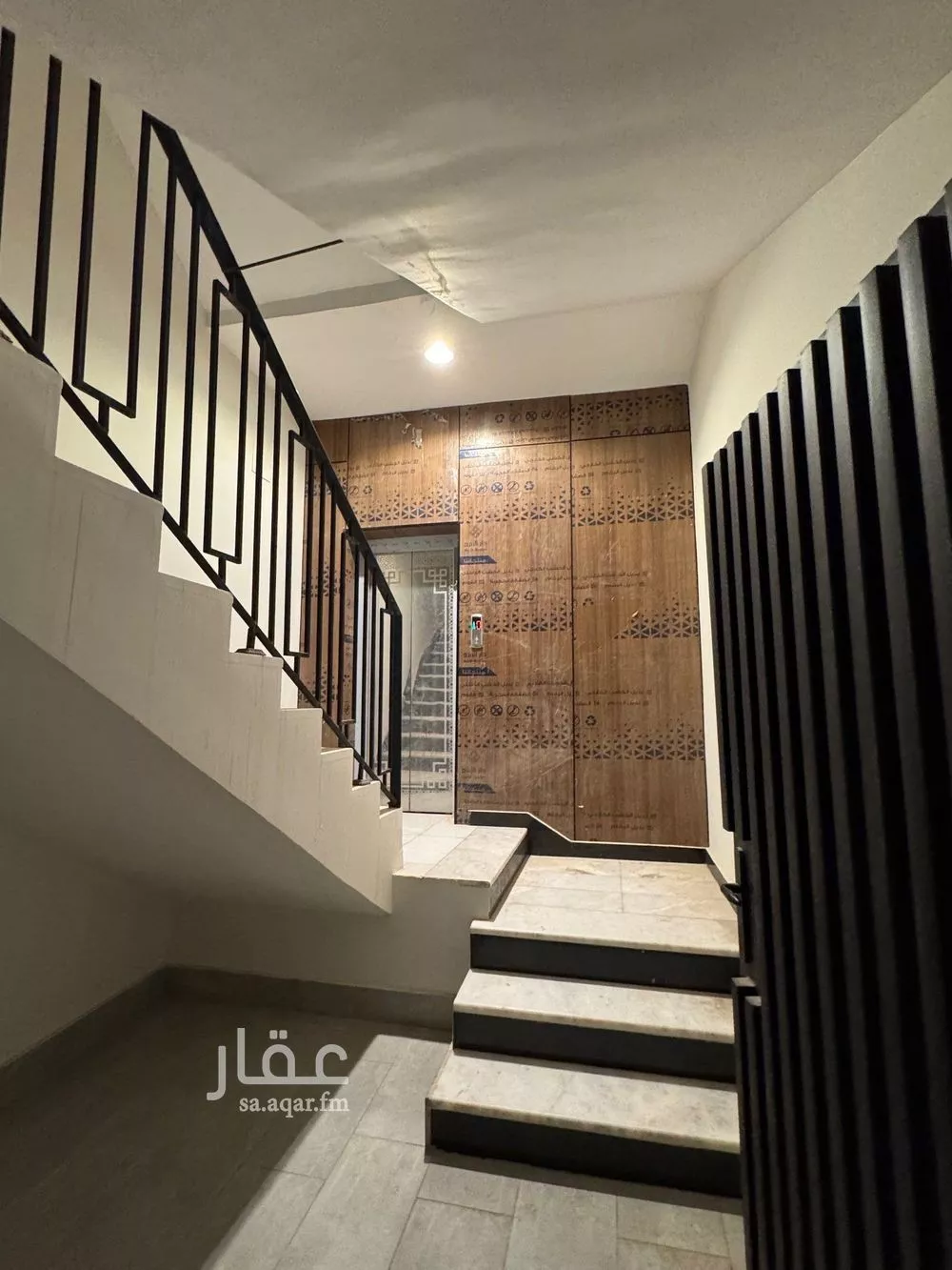 3 bedroom floor in Al Aridh 5