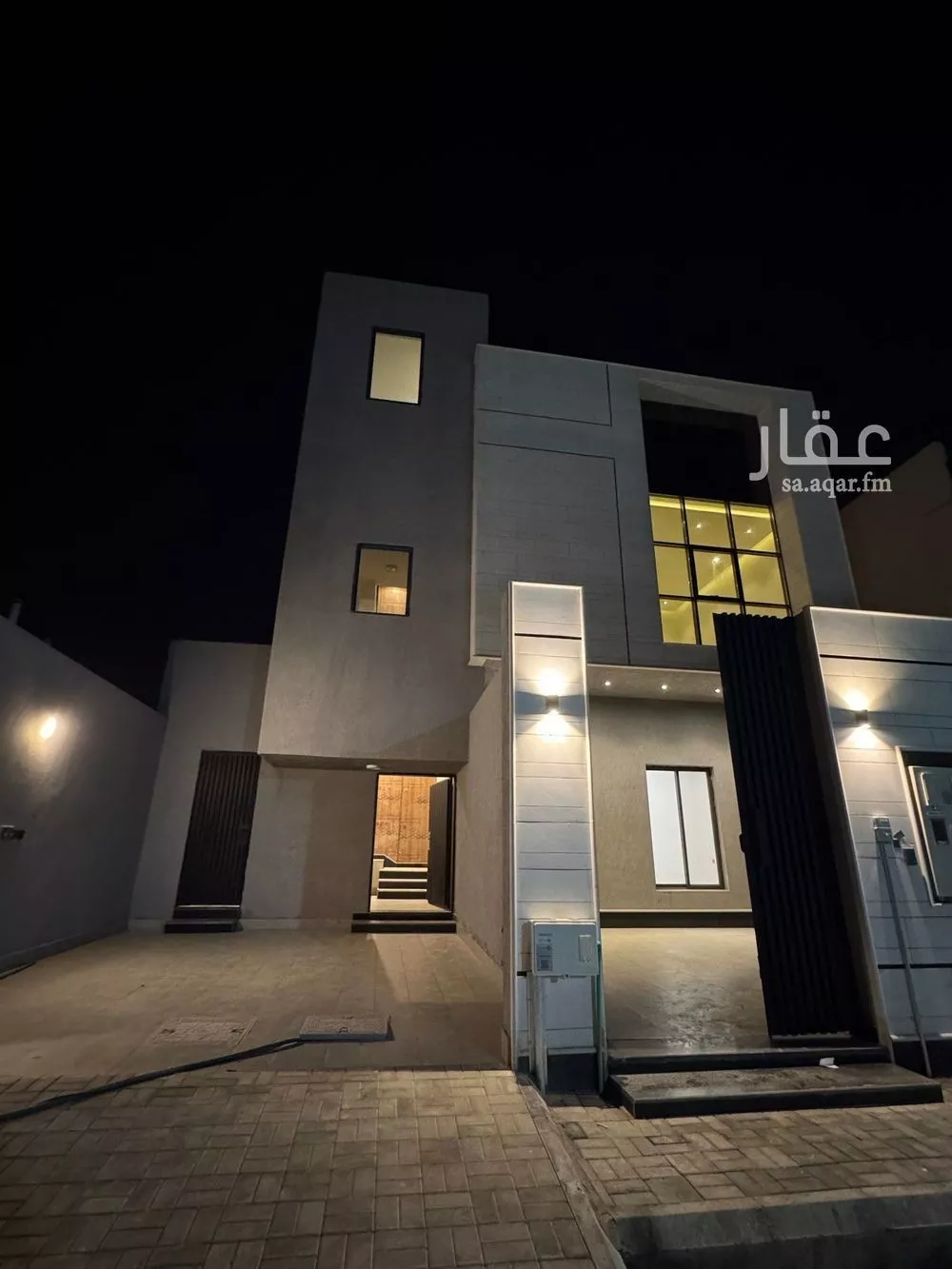 3 bedroom floor in Al Aridh 6