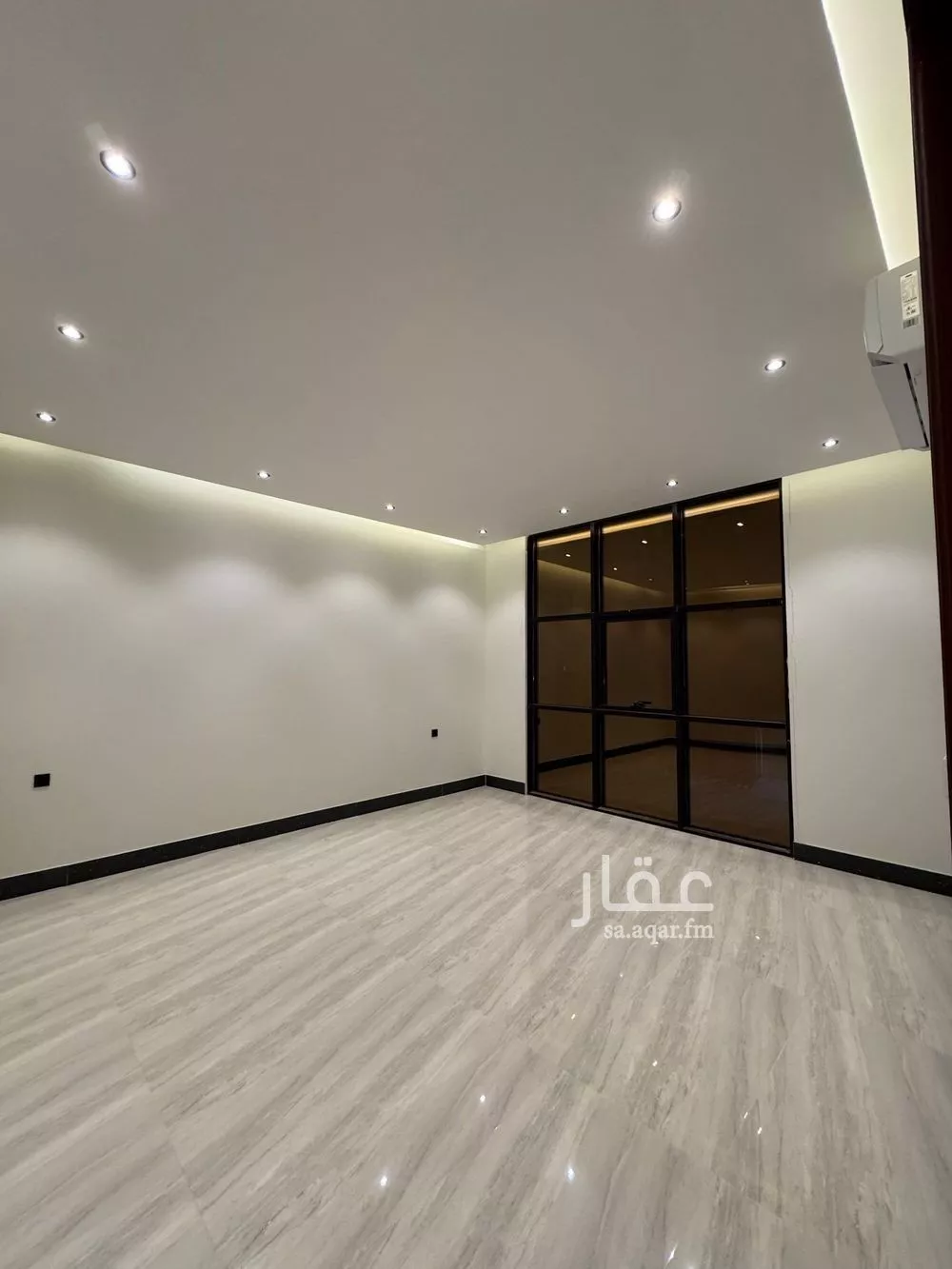 3 bedroom floor in Al Aridh 7