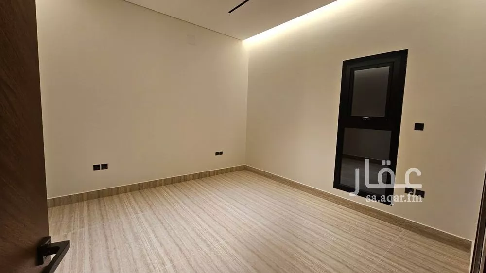 5 bedroom villa in Al Aridh 13