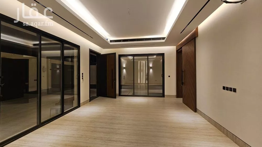 5 bedroom villa in Al Aridh 18