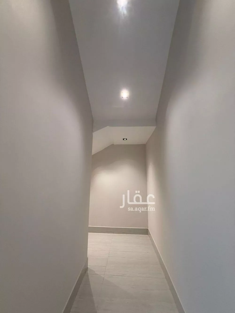 فيلا 6 غرف في المهدية 12