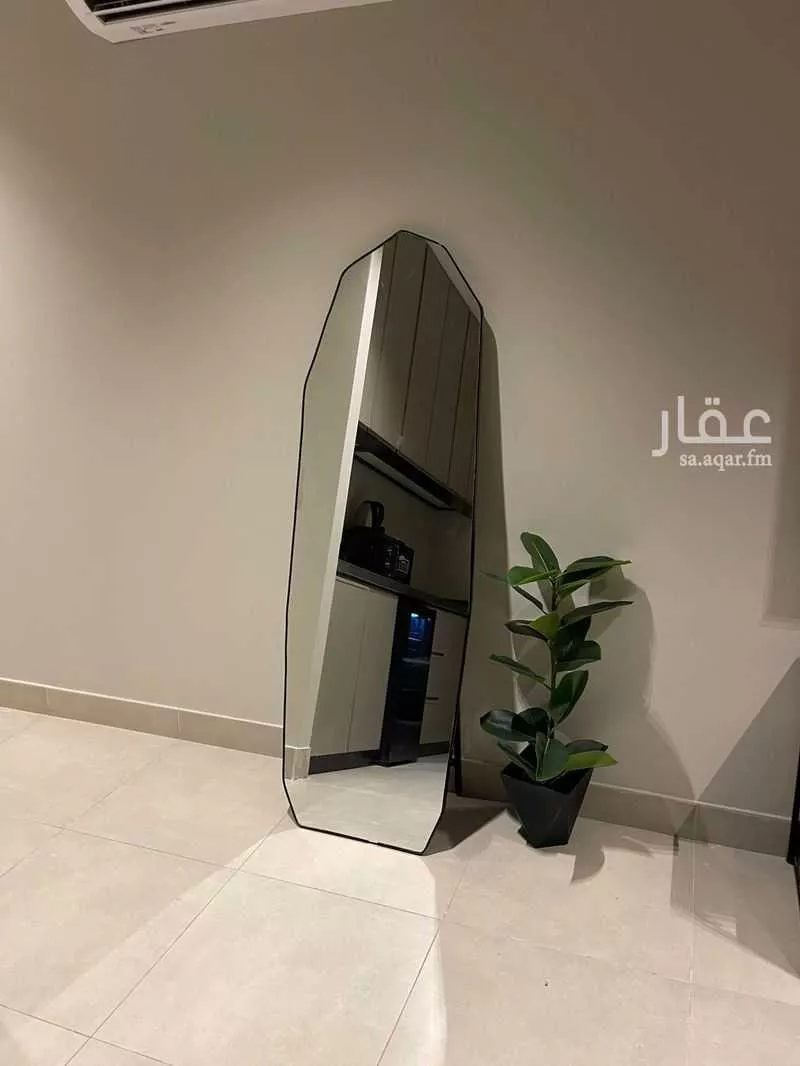 شقة 2 غرف في النزهة 8