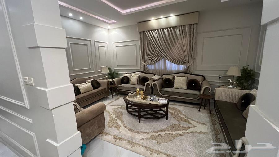 فيلا 15 غرف في العارض 5