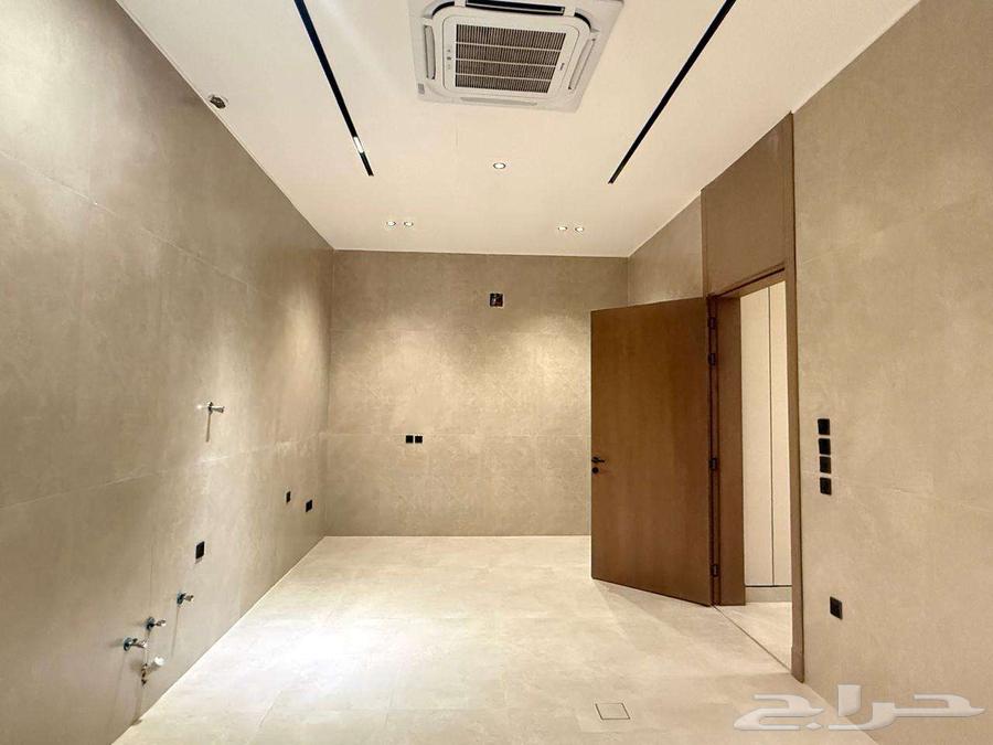 6 bedroom villa in Al Mahdiyyah 29