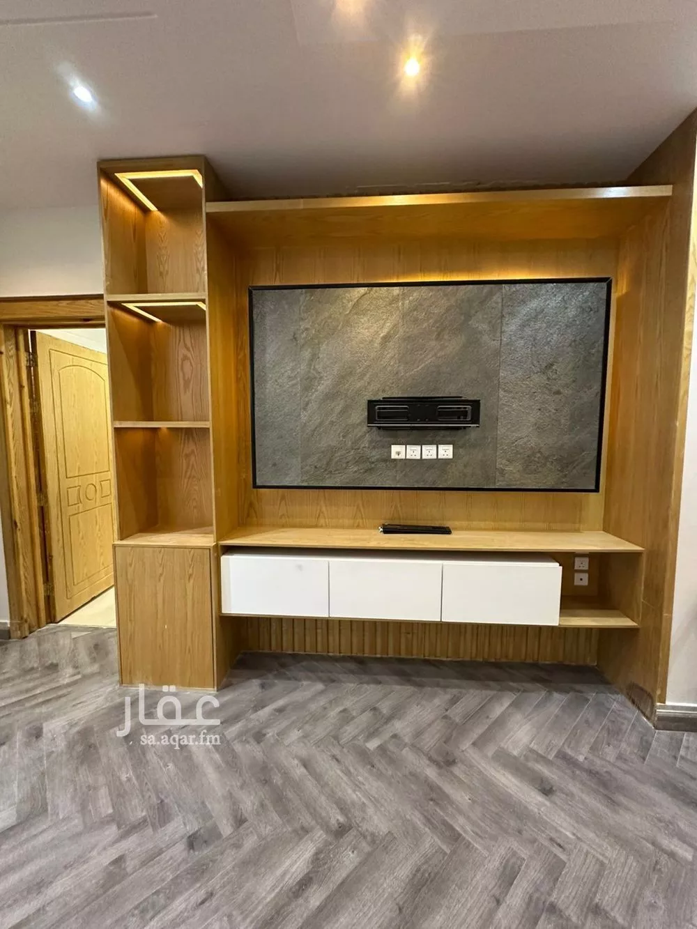 6 bedroom villa in Al Munsiyah 17