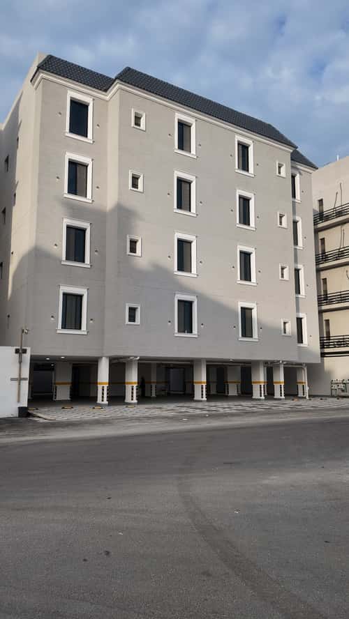 3 bedroom apartment in Al Hamra 10