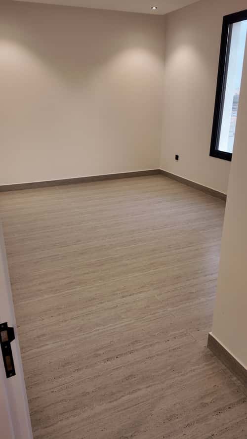 3 bedroom apartment in Al Hamra 7