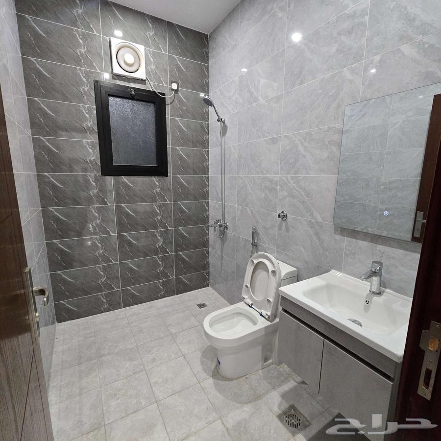 4 bedroom apartment in Al Marwa 2