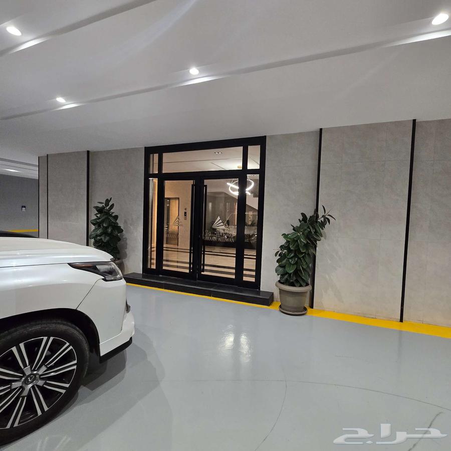 4 bedroom apartment in Al Marwa 18