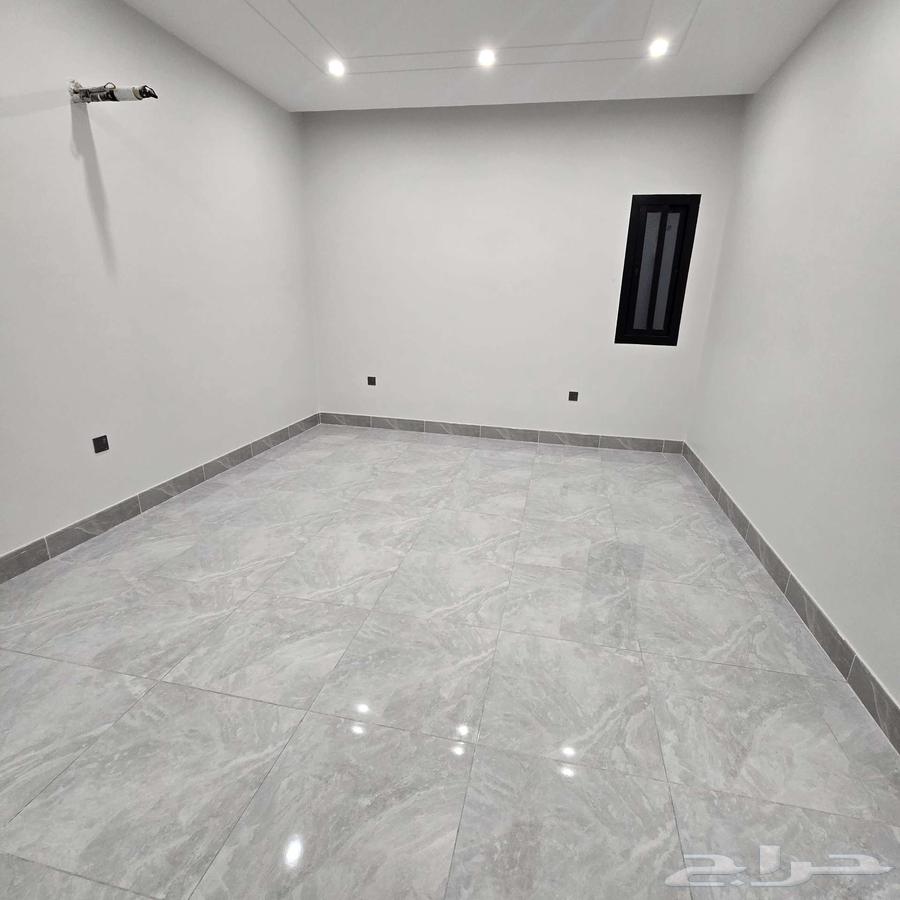 4 bedroom apartment in Al Marwa 8