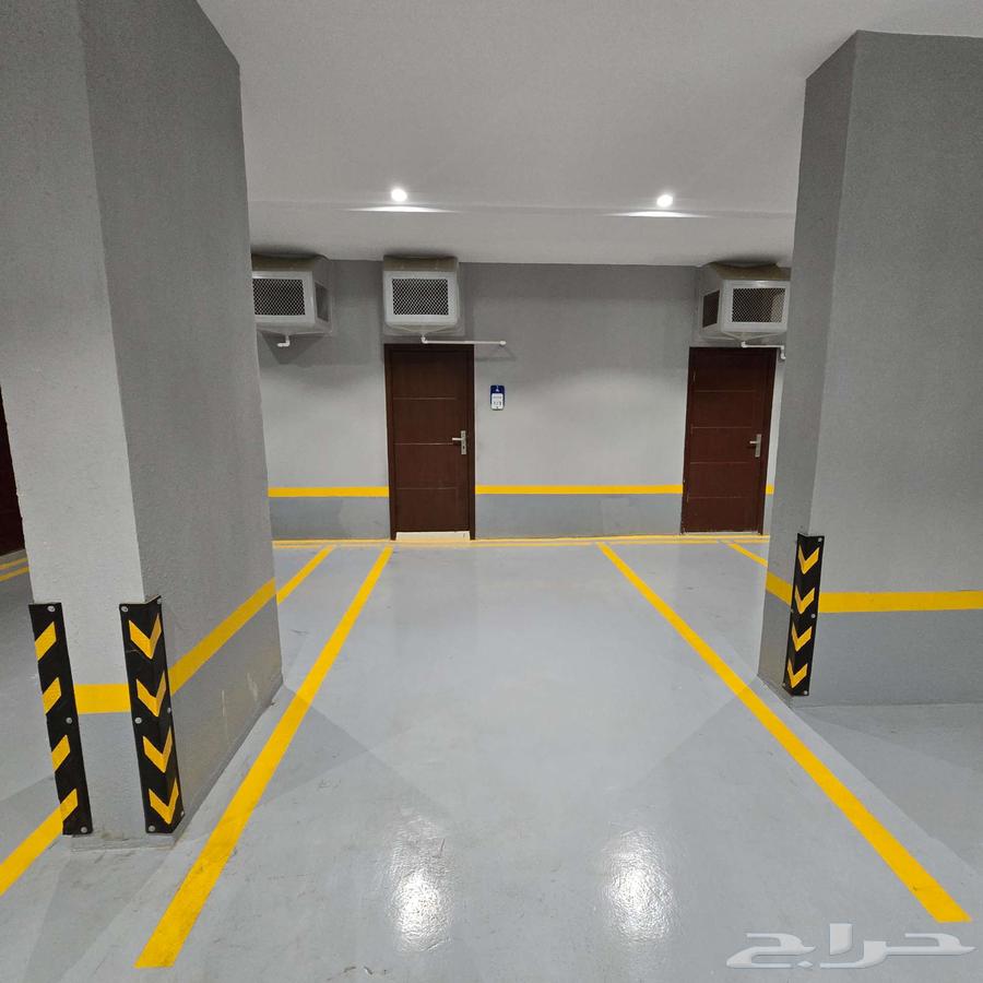 4 bedroom apartment in Al Marwa 10