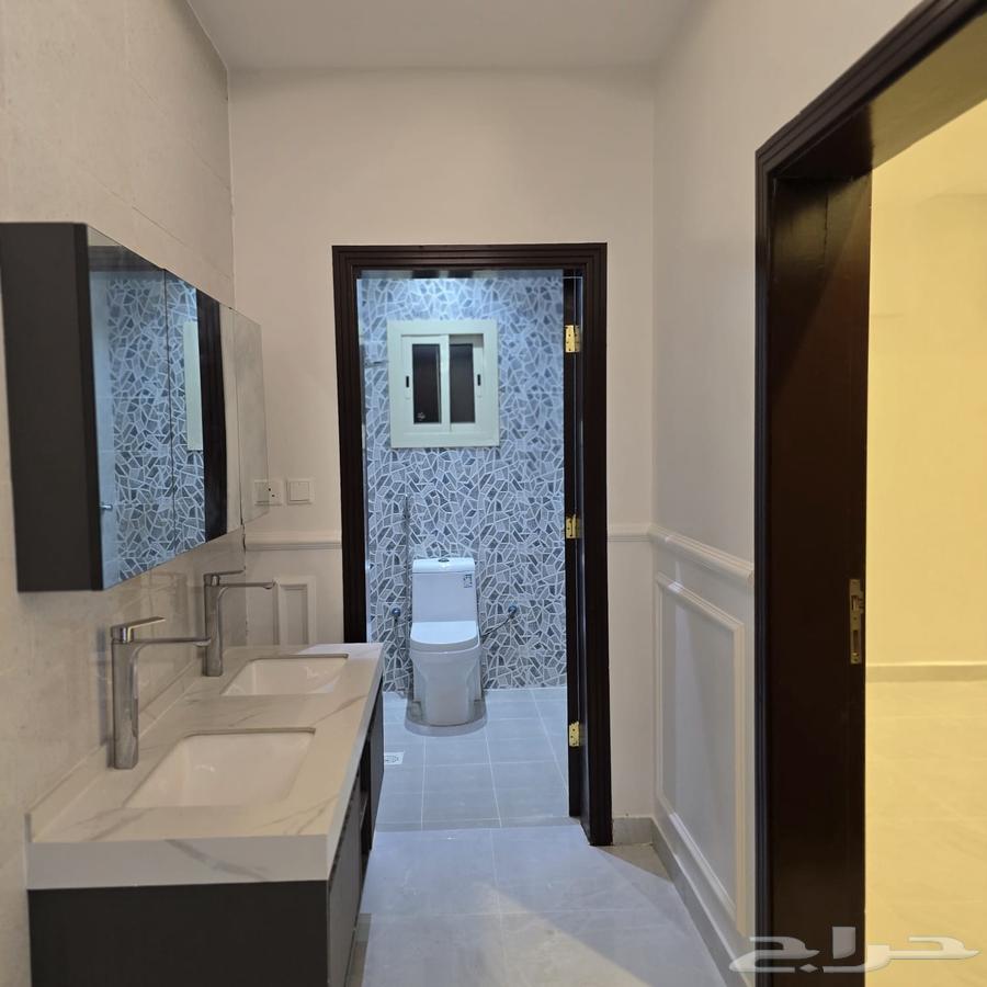 5 bedroom apartment in Al Safa 4