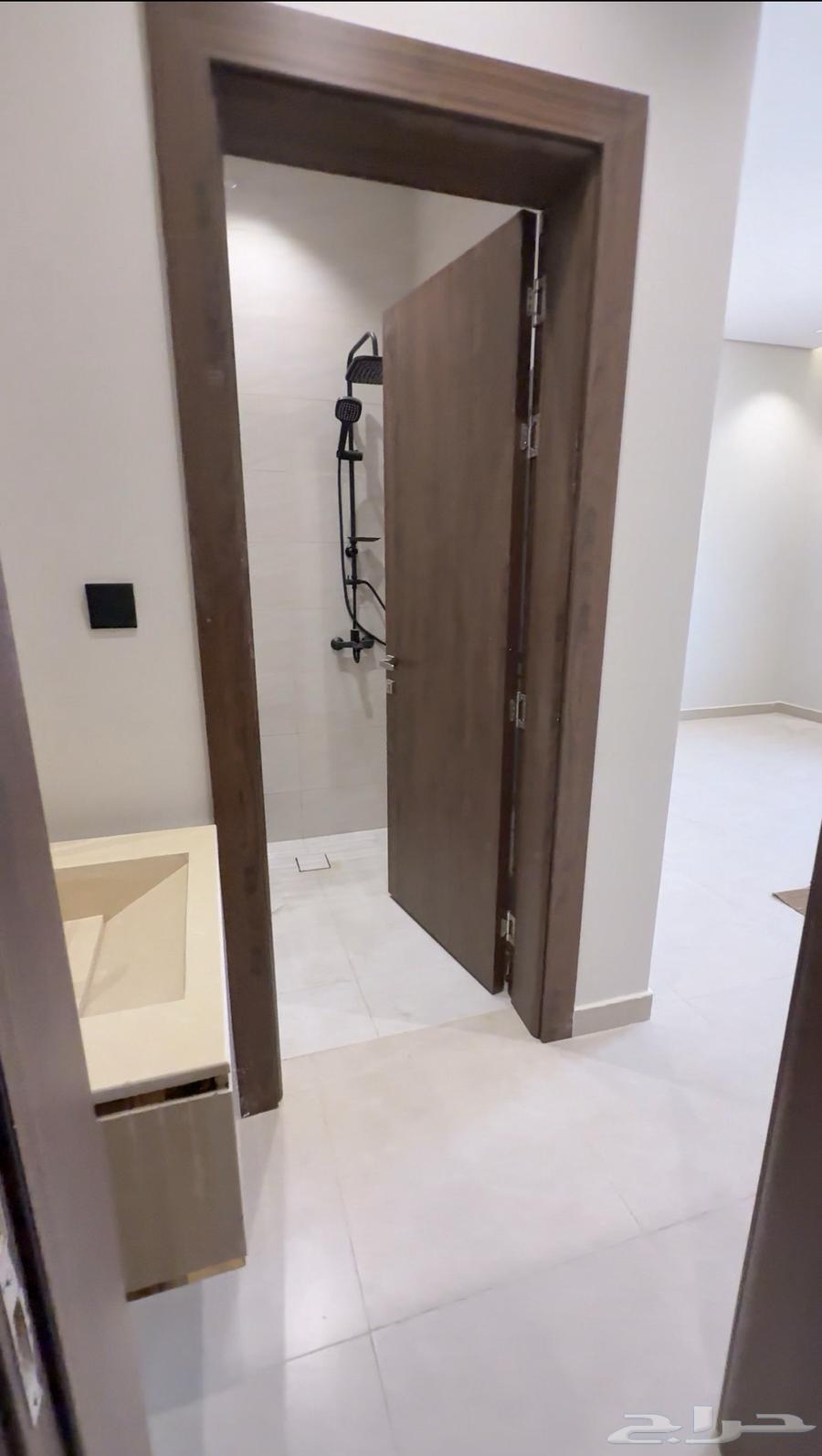 شقة 3 غرف في الريان 7