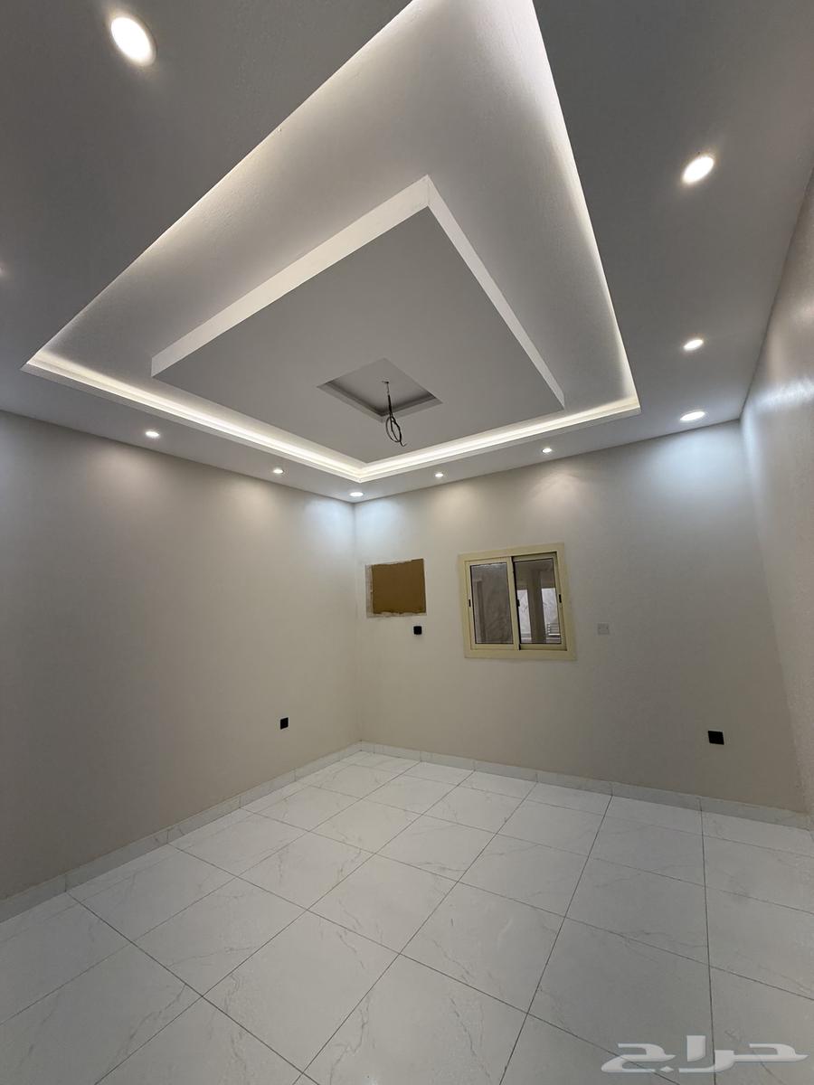 5 bedroom apartment in Muraykh 9