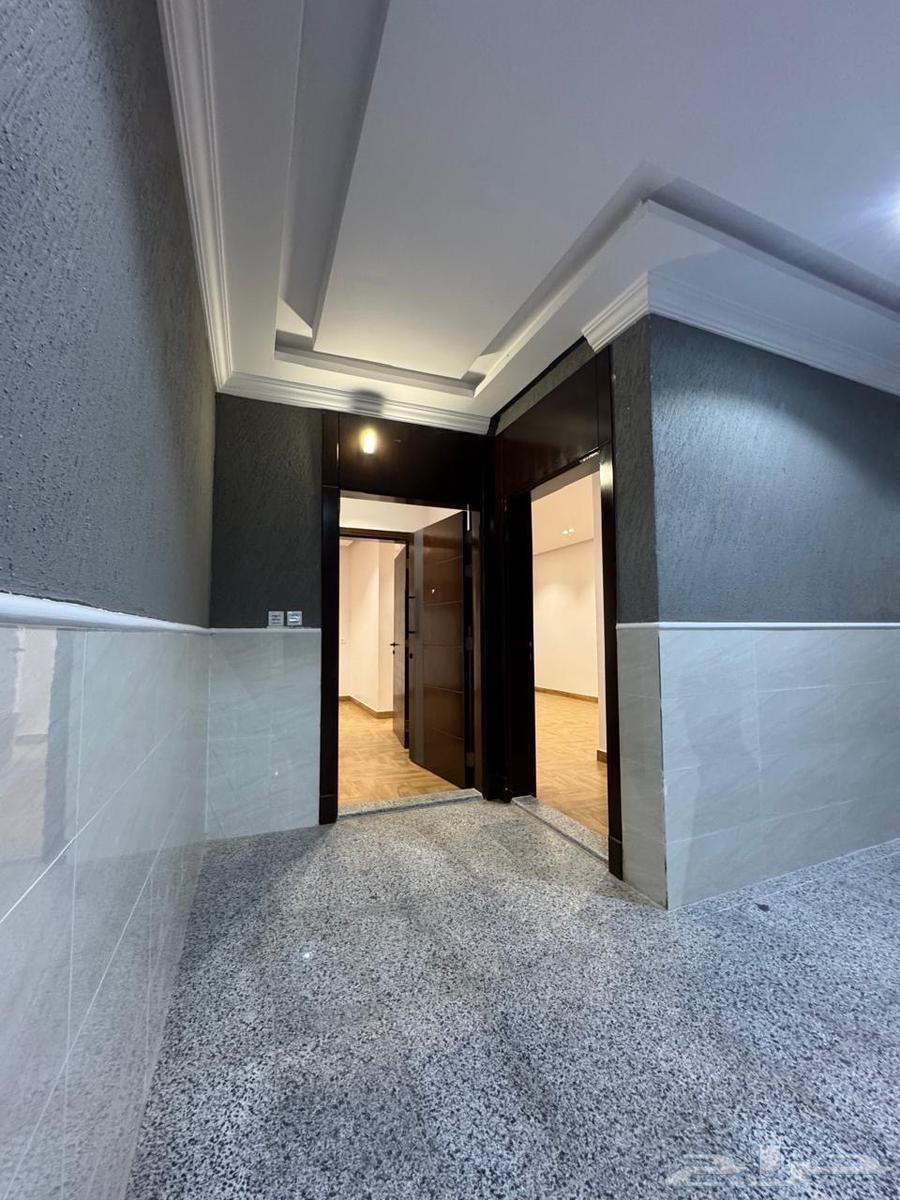 5 bedroom apartment in Muraykh 19
