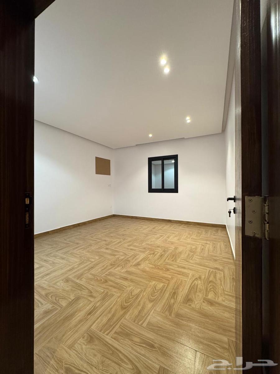 5 bedroom apartment in Muraykh 20